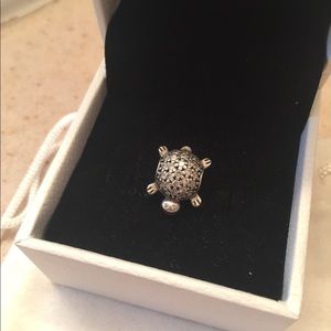 NEW Pandora sea turtle charm